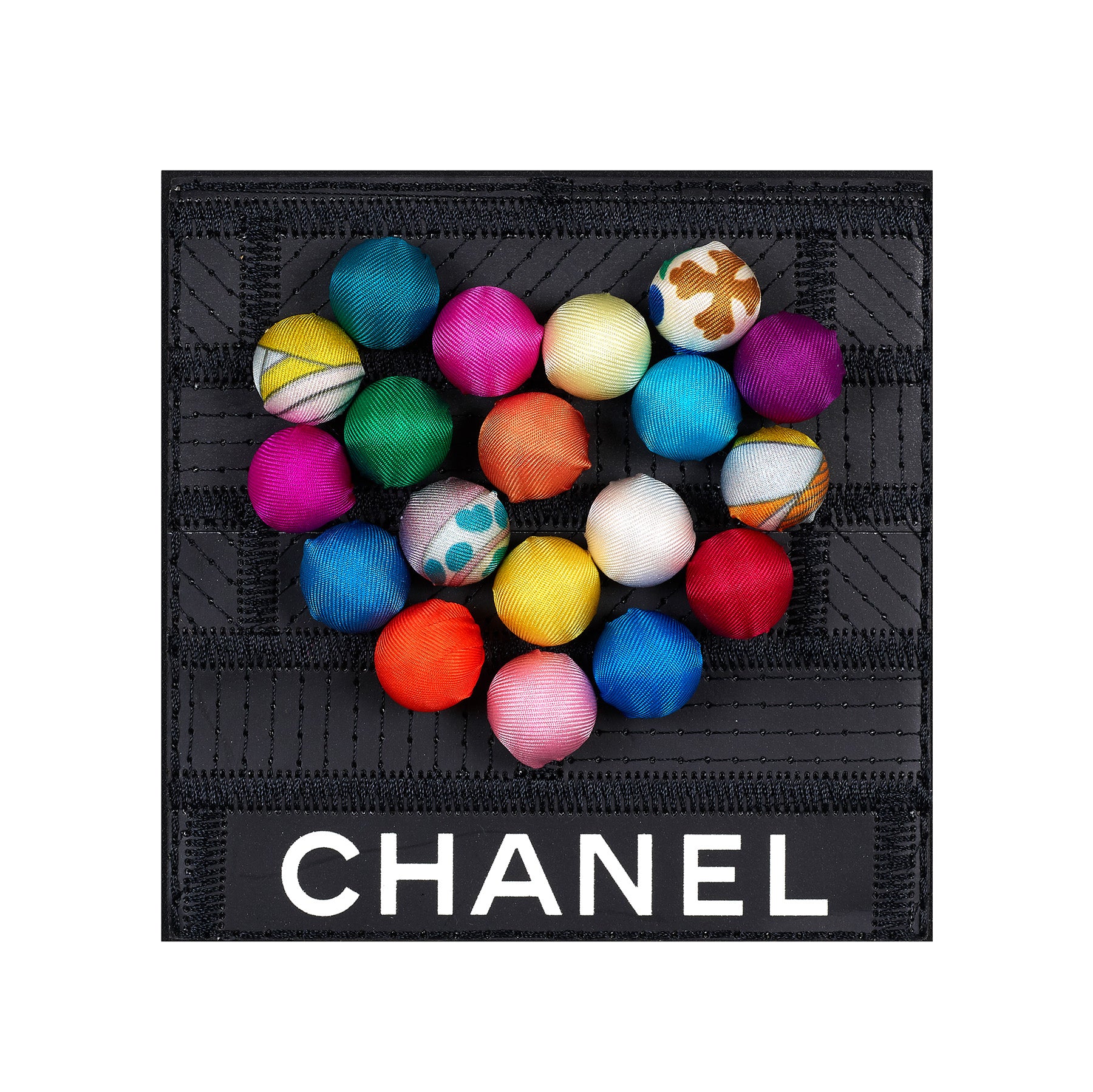 Petite Pom Pom Heart 5"x5"