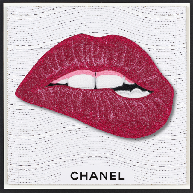 PINK LIPS 12"X12"